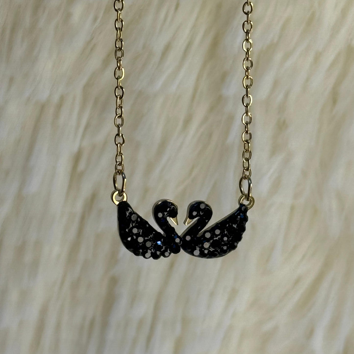 Double Swan Crystal Pendent
