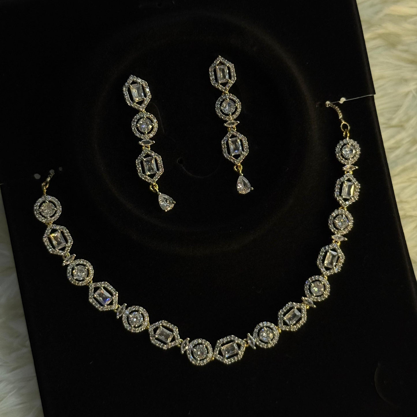 Elegant White Crystal Necklace Set