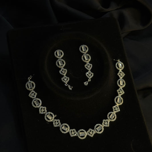 White Round Crystal Necklace Set