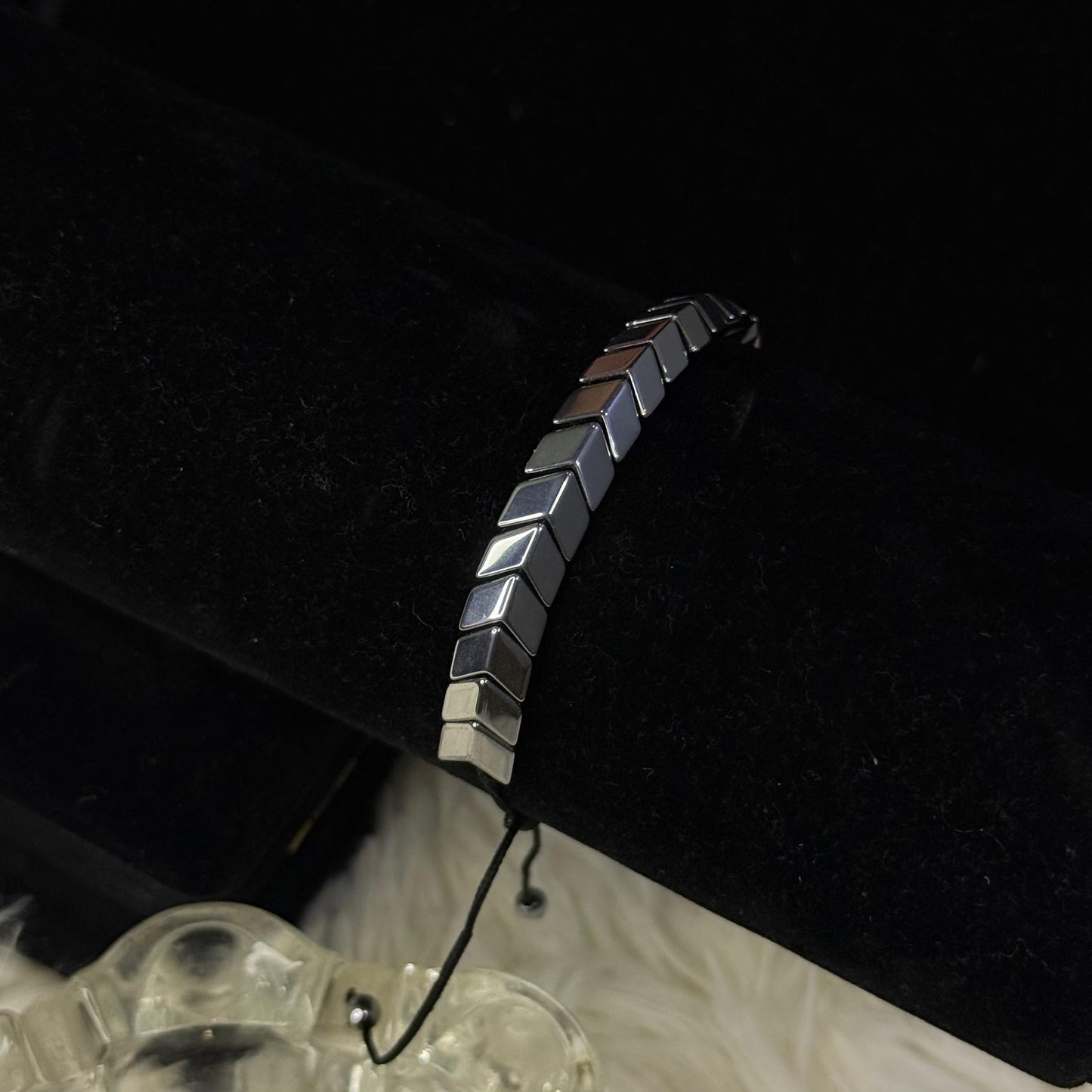 Arrow Hermitite Stone Bracelet Unisex