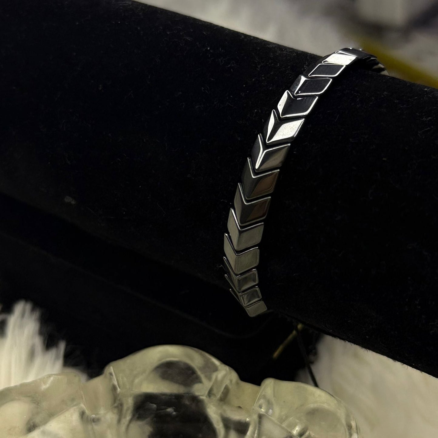 Arrow Hermitite Stone Bracelet Unisex