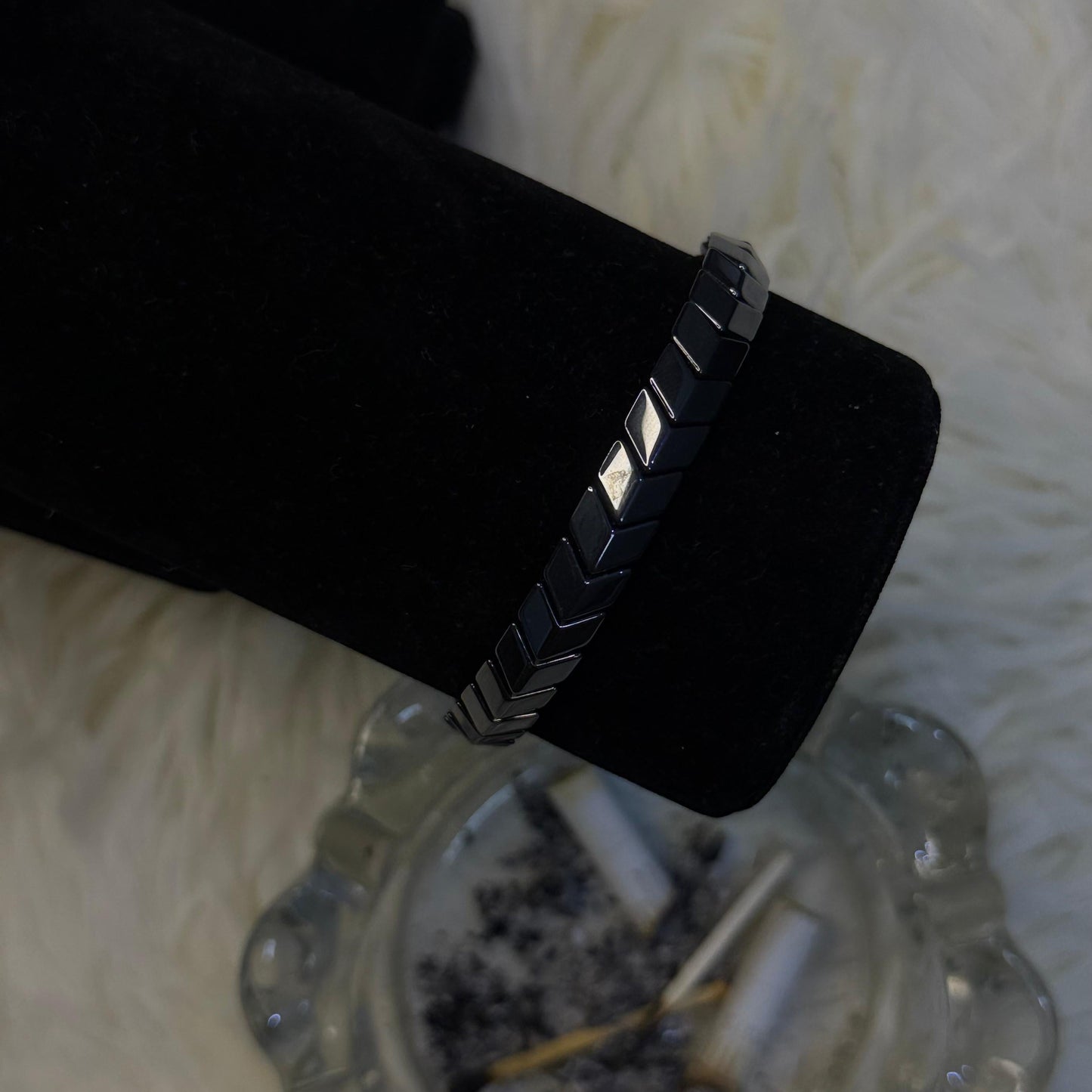 Arrow Hermitite Stone Bracelet Unisex