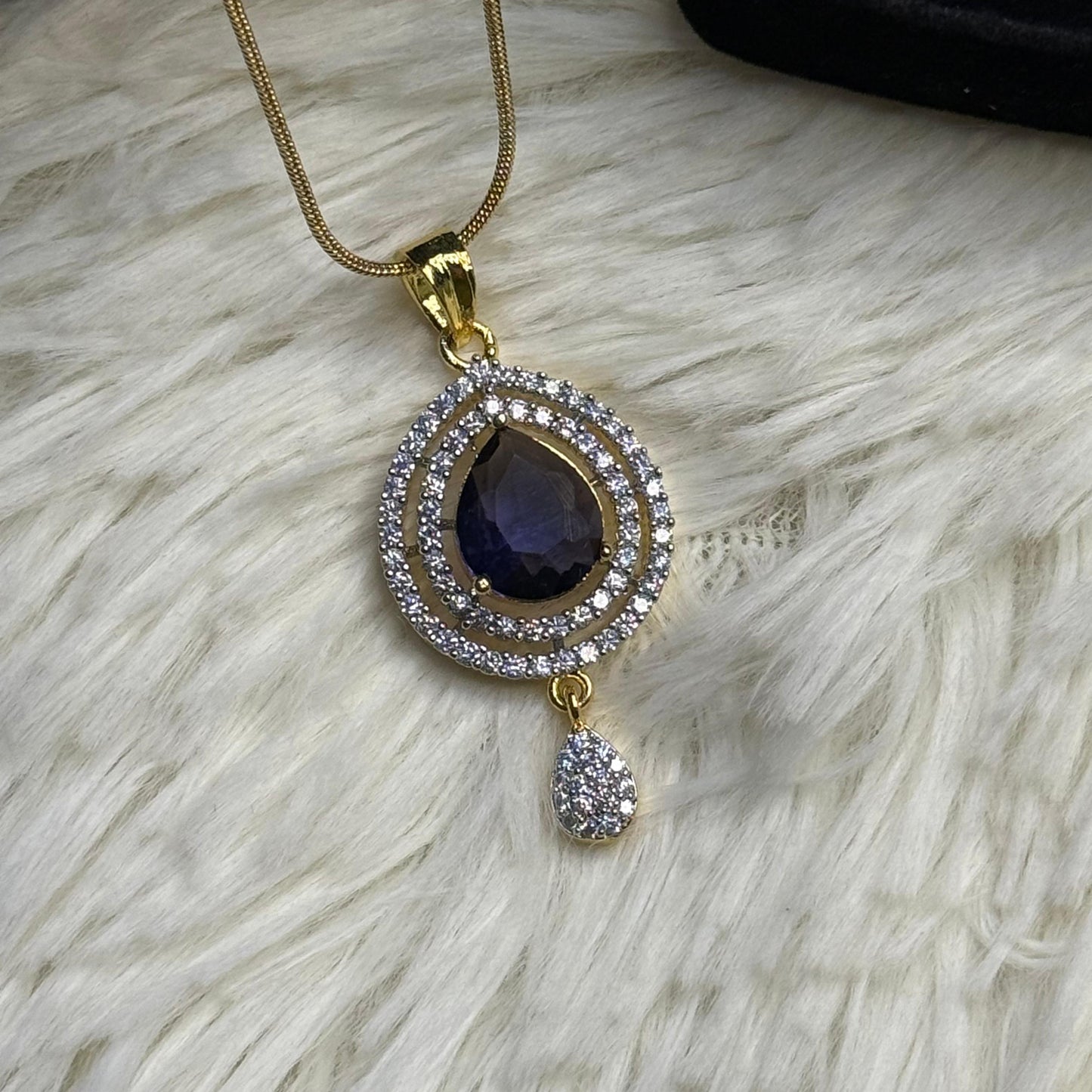 Elegant Golden Crystal Stone Teardrop Pendent Set